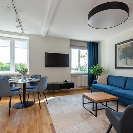 Old Town Luxury Penthouse Apartment With Emajogi View Тарту Екстериор снимка